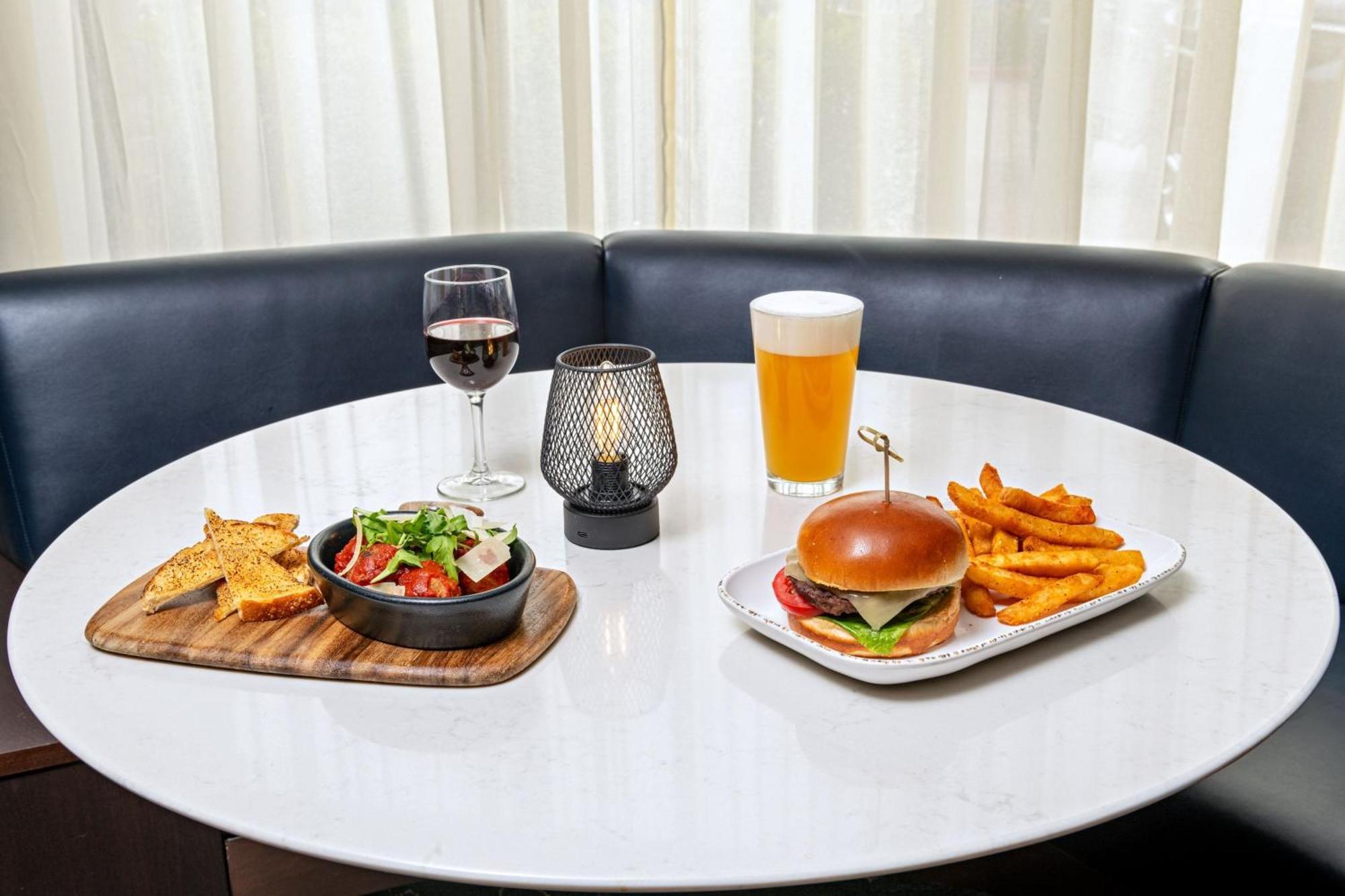 Courtyard By Marriott Boise West/Meridian Екстер'єр фото